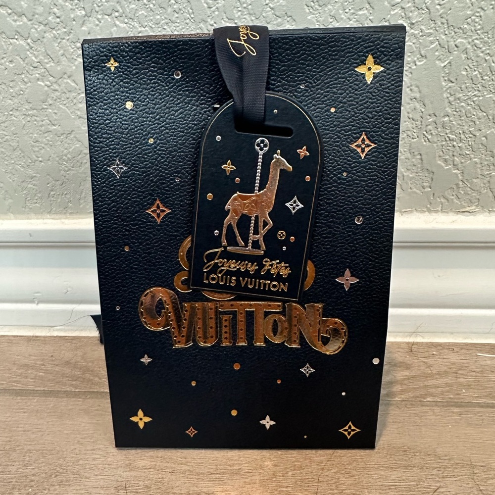 Louis Vuitton Limited Edition Holiday Shopping bag 2024